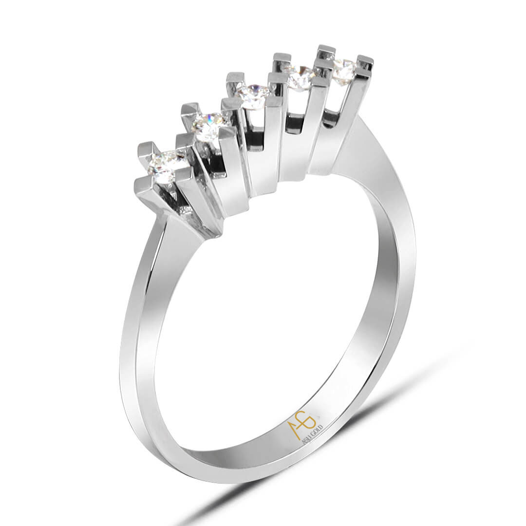 0.22 Ct. Pırlanta Beş Taş Yüzük (LR09509)