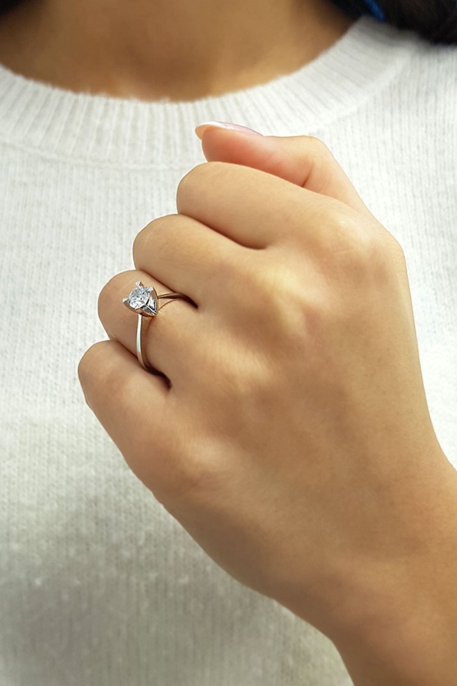 0.50 Ct. G-SI Pırlanta Tektaş Yüzük