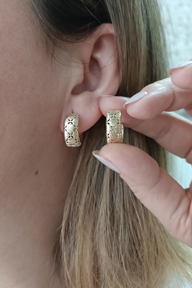 1.5 Cm Altın Günlük Halka Küpe