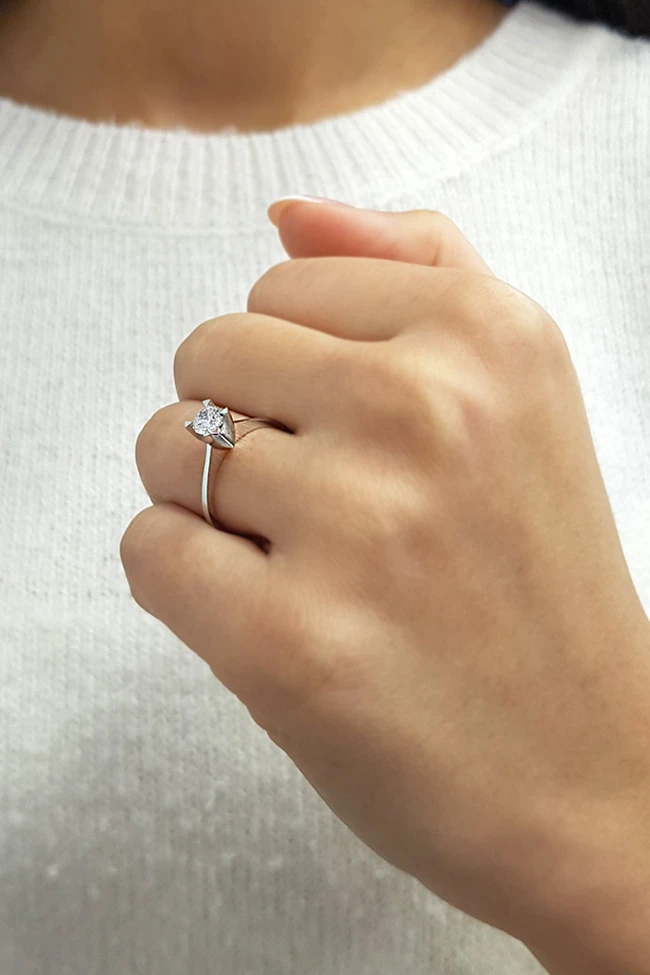 0.40 Ct. G-SI Pırlanta Tektaş Yüzük