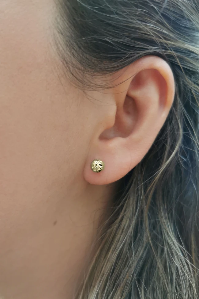 6 Mm Altın Vidalı Kalemli Top Küpe