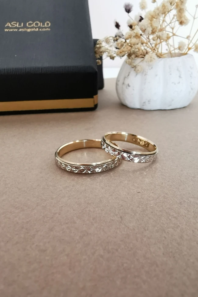 Altın Kalem İşlemeli Unisex Çift Alyans
