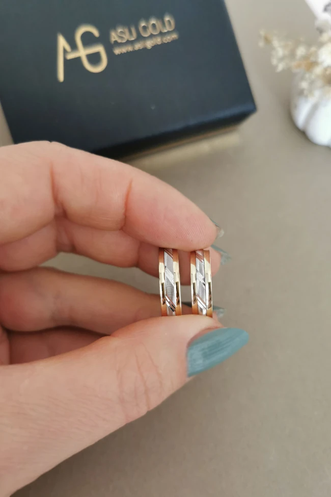 Çift Renk İşlemeli Unisex Altın Alyans
