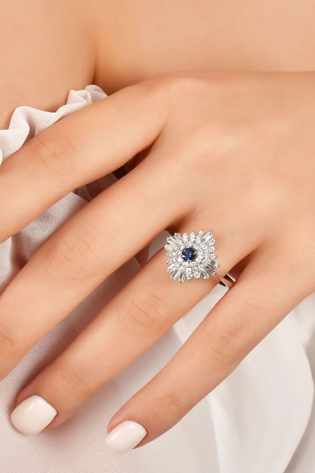 Damla Model Pırlanta Safir Taşlı Yüzük