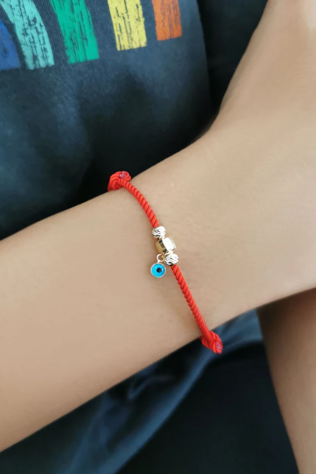 Kırmızı İpli Küp Minimal Altın Bileklik