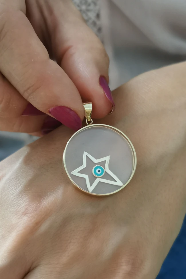 Mineli Yıldız Model Camlı Nazar Altın Kolye Ucu