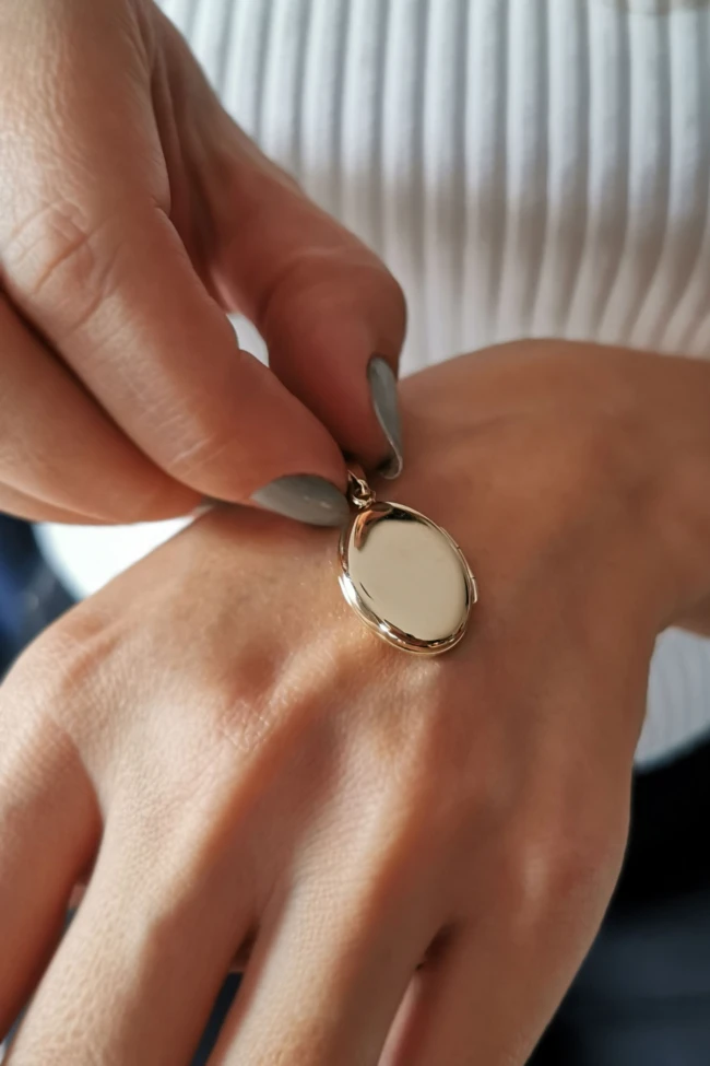 Oval Düz Model Altın Madalyon Kolye Ucu