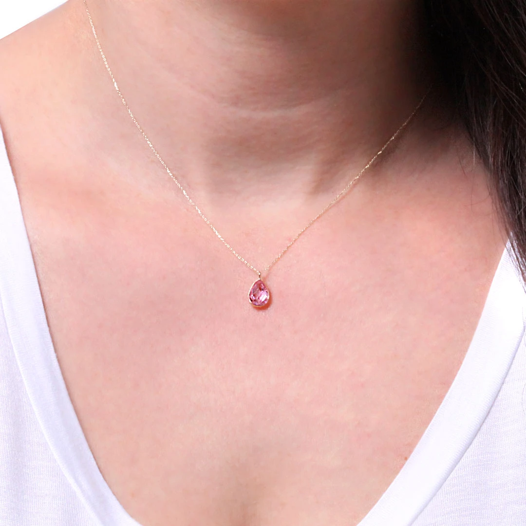 Pembe Taşlı Minimal Altın Kolye (KLY0235)