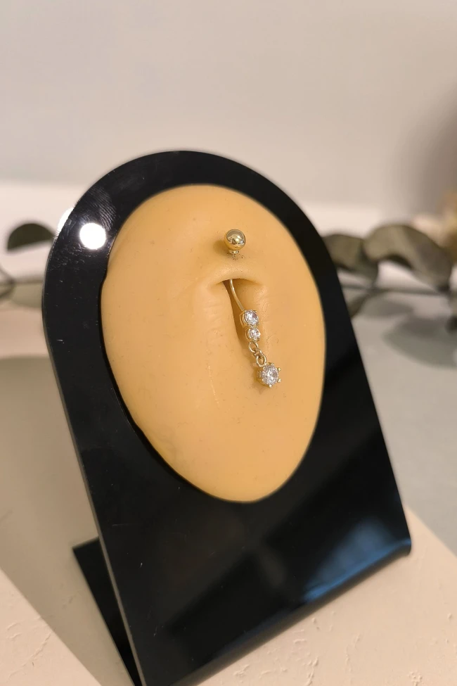 Sallantılı Taşlı Altın Göbek Piercingi