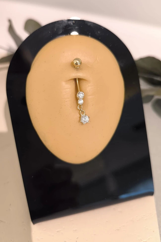 Sallantılı Taşlı Altın Göbek Piercingi