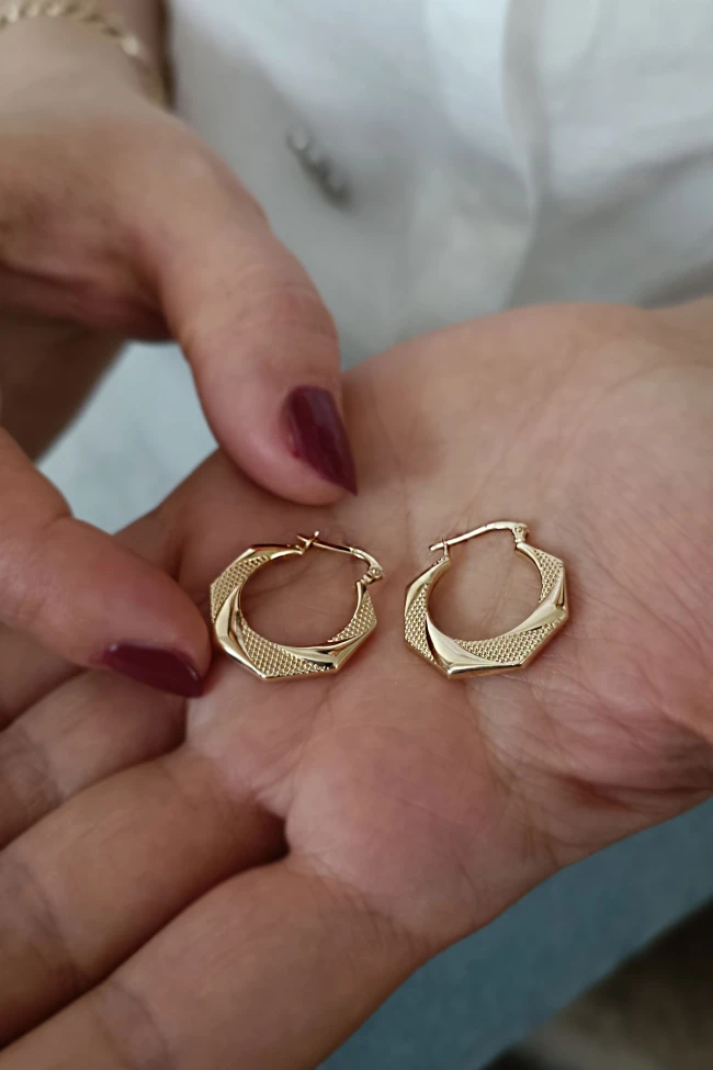 Sarı Altın Altın Köşeli Hafif 2 Cm Halka Günlük Küpe
