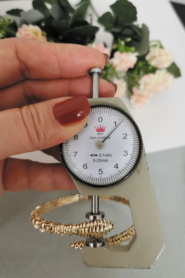 Yılan Model Altın Kadın Bilezik