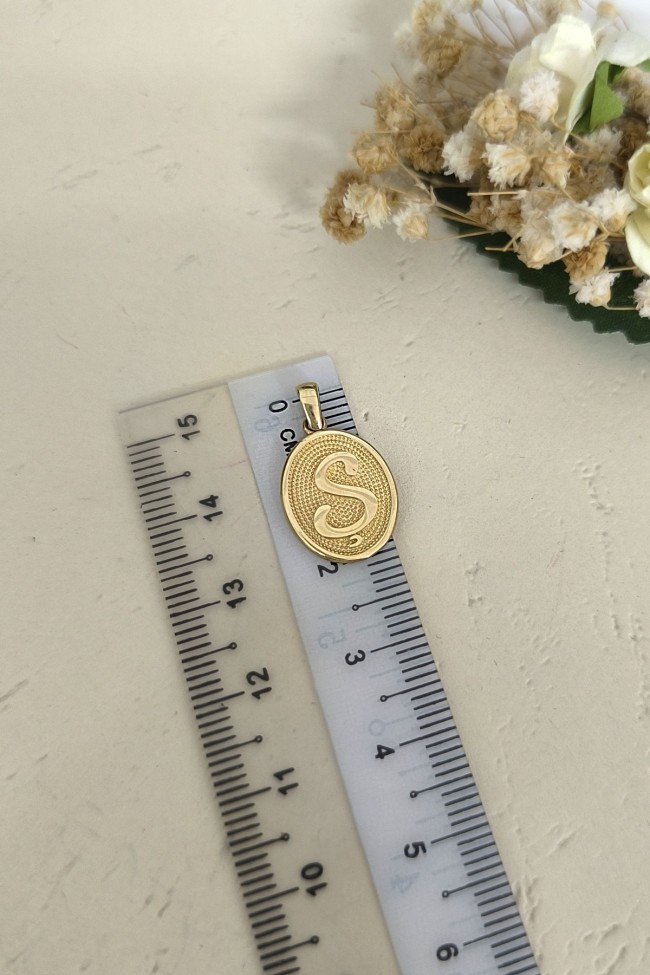 Oval Taşsız Altın Ş Harfi Kolye Ucu