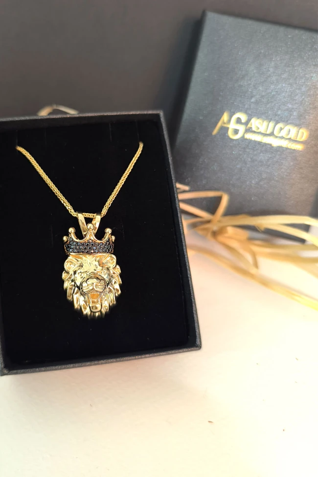 3.5 Cm Siyah Taşlı Erkek Aslan Altın Kolye