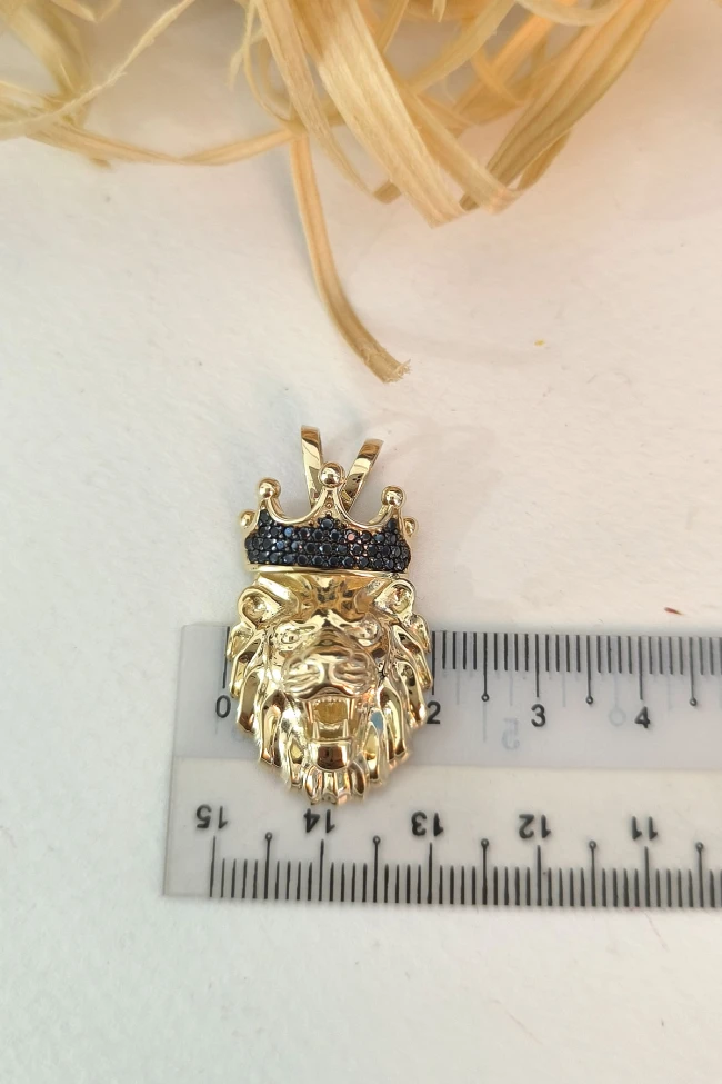 Altın 3.5 Cm Büyük Boy Siyah Taşlı Aslan Kolye Ucu