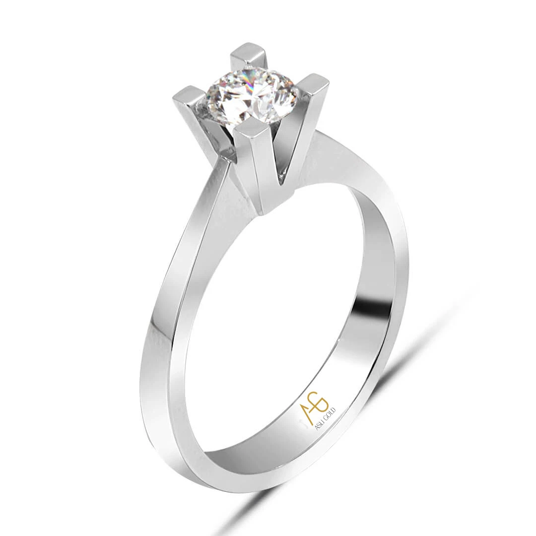 0.53 Ct. Sertifikalı Pırlanta Tektaş Yüzük  (LR05748)