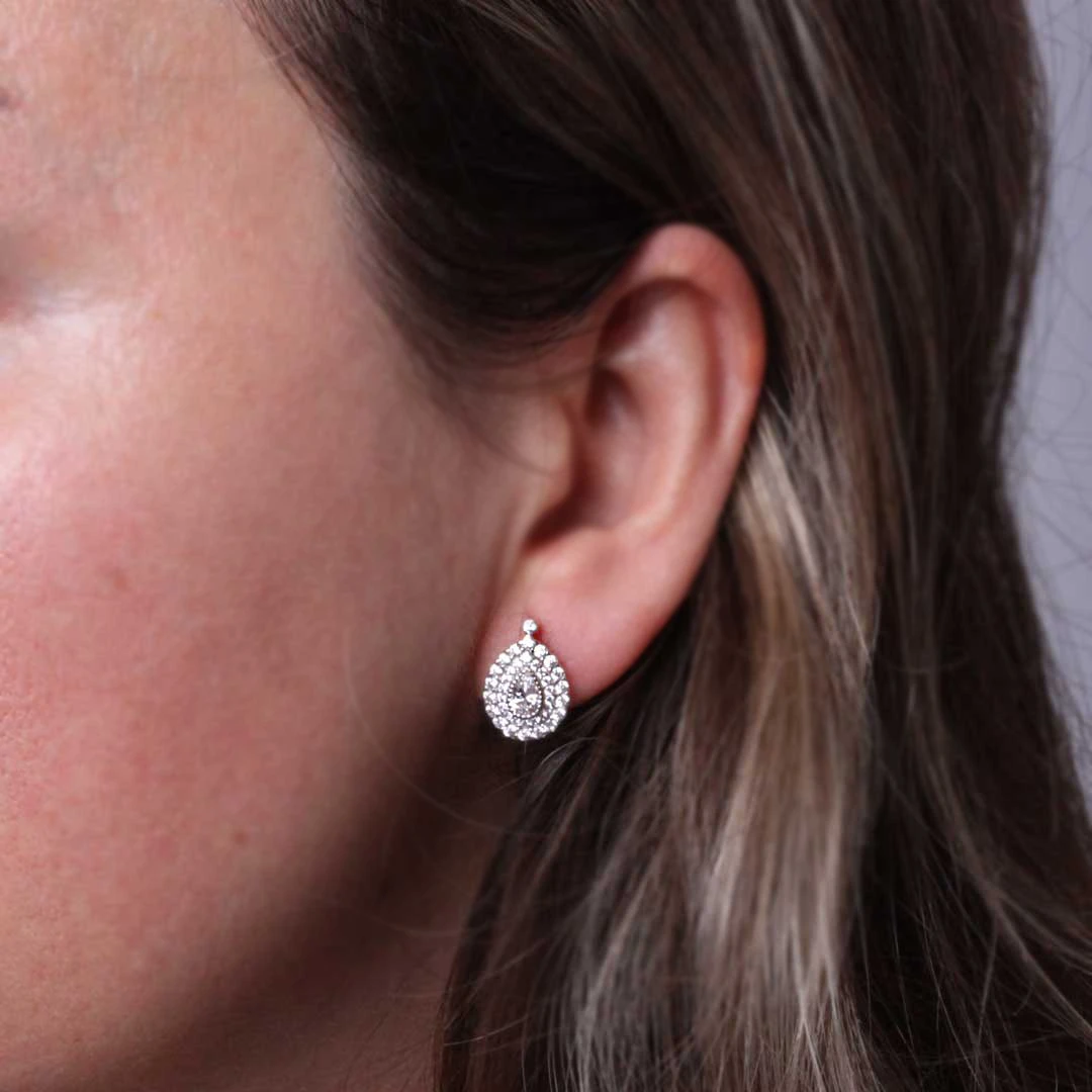 Altın Damla Form Taşlı Kadın Küpe (KP0085)